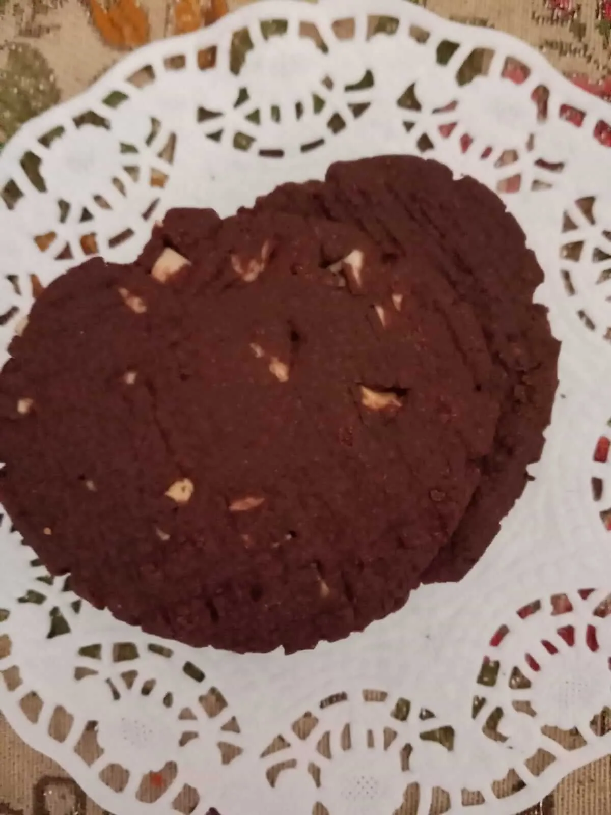 Kue Coklat-Kacang Mede